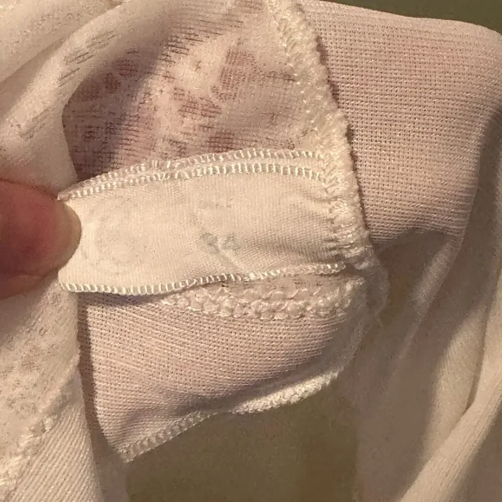 Vintage white lace slip - Picture 5 of 7